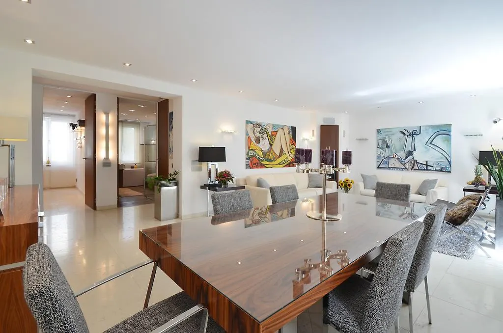 Luxury Apartment Munich City Center 0*,