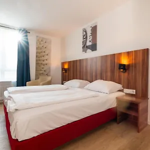 Astor München